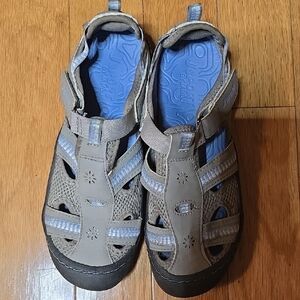 Women's JSport by Jambu Regatta flat. Size 7M.